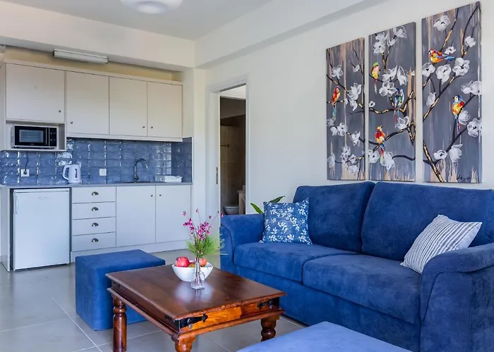 Averto * Skopelos Town